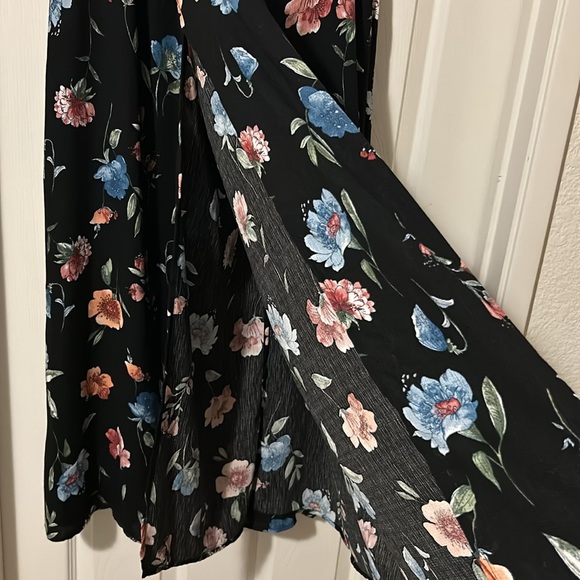 NWT Sadie & Sage side split skirt Size Medium - Picture 3 of 5